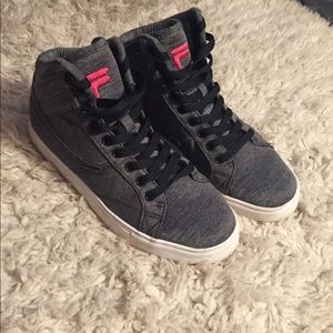 Fila brand high top sneaker. Grey and black Sz 8.5
